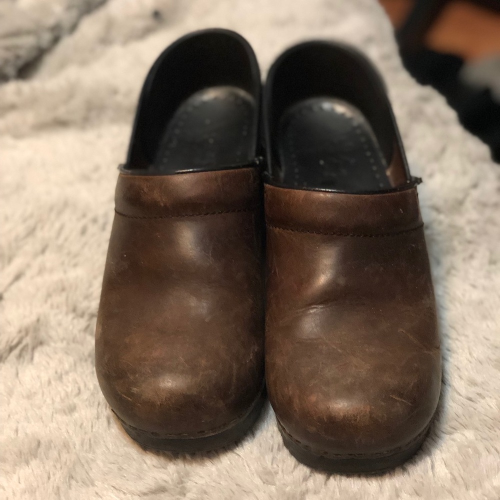 Dansko Brown